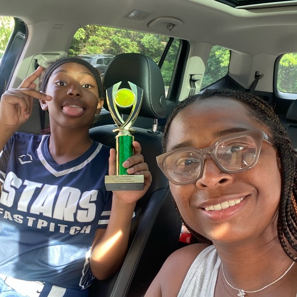 Meet your Posher, Tay - Picture 1 of 1